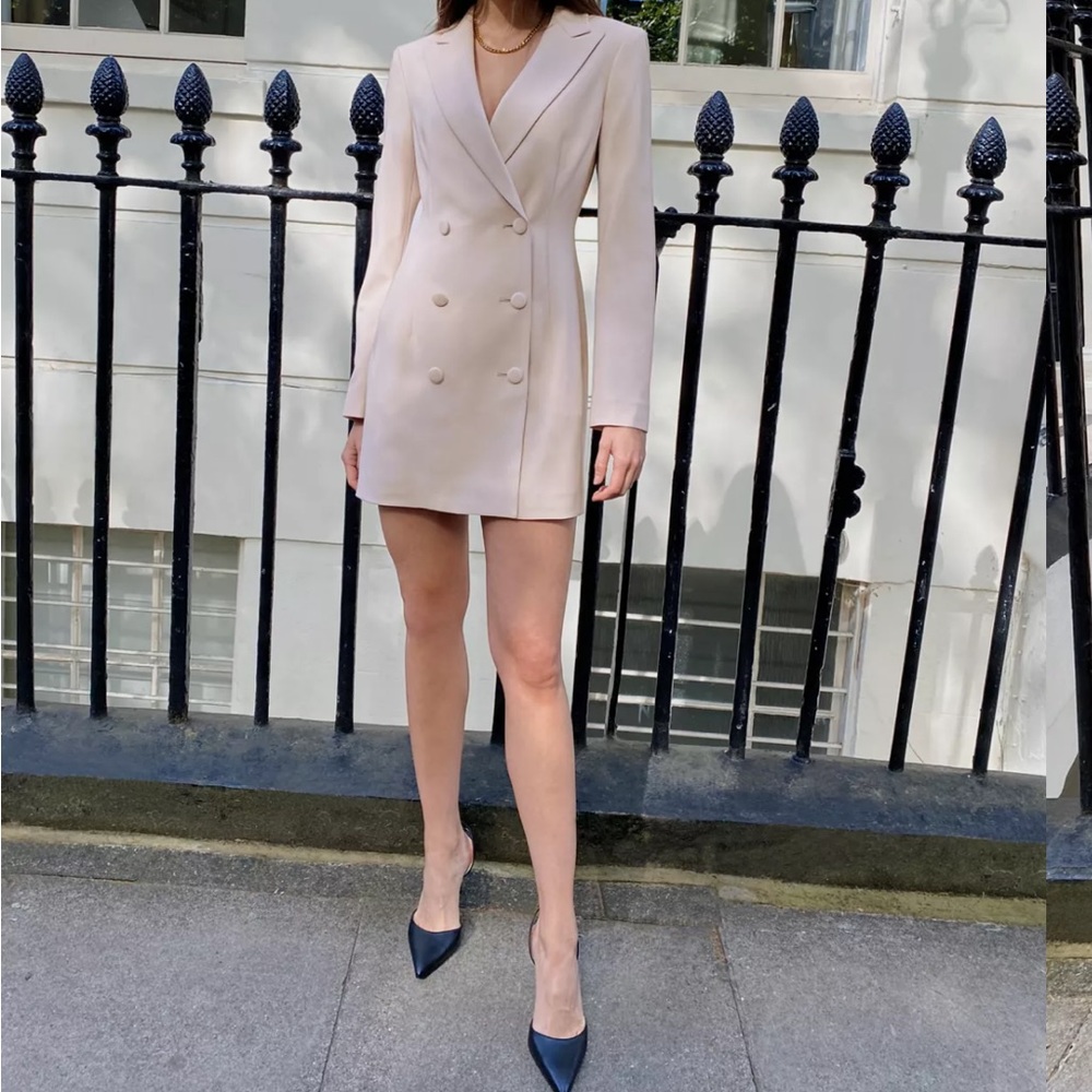 Aritzia Babaton Pelli blazer mini dress pink